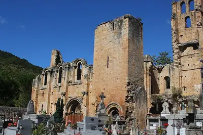 Los restos de la abadía de Alet-les-Bains