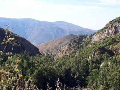 Ein typisches Tal in den Alpujarras