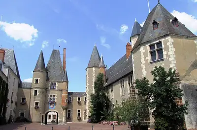 The courtyard of the Château des Stuarts at Aubigny-sur-Nère