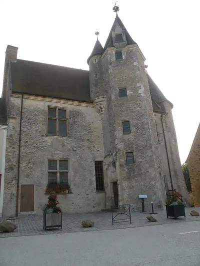 Le logis seigneurial du château de Bouloire