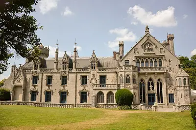 Het neogotische Château de Kériolet