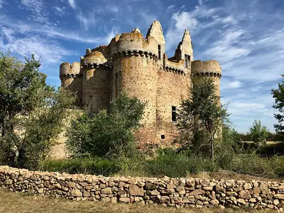 Le château de l’Ébaupinay vu du sud-est