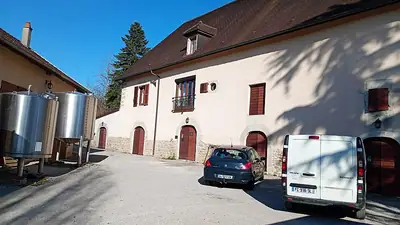 A wine estate in L’Étoile