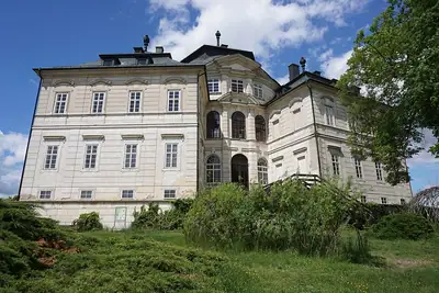 El palacio barroco de Karlova Koruna