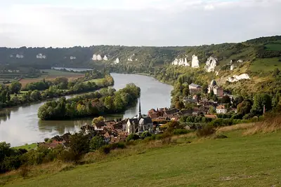Le Petit-Andely y el Sena vistos desde Château-Gaillard