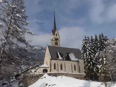 L’église paroissiale de la Nativité de saint Jean-Baptiste à Vigo di Fassa
