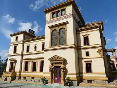 De gevel van Villa La Pérollière